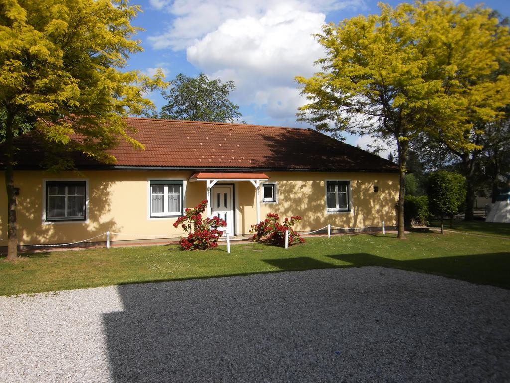 Ferienanlage Seehof Krumpendorf エクステリア 写真